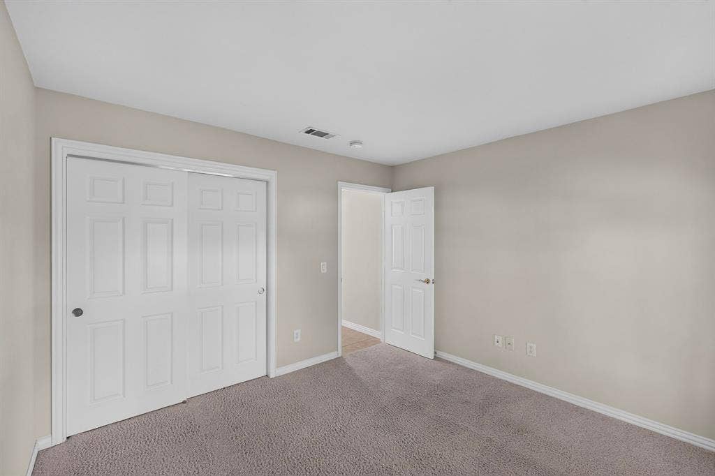 9900 Hanford Drive, Denton, TX 76207