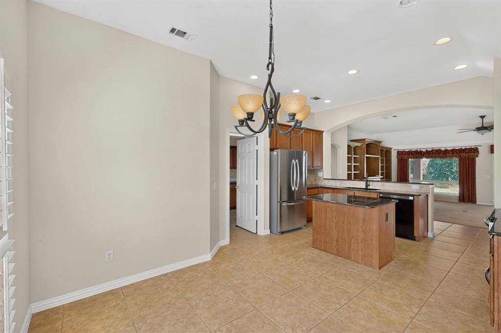 9900 Hanford Drive, Denton, TX 76207
