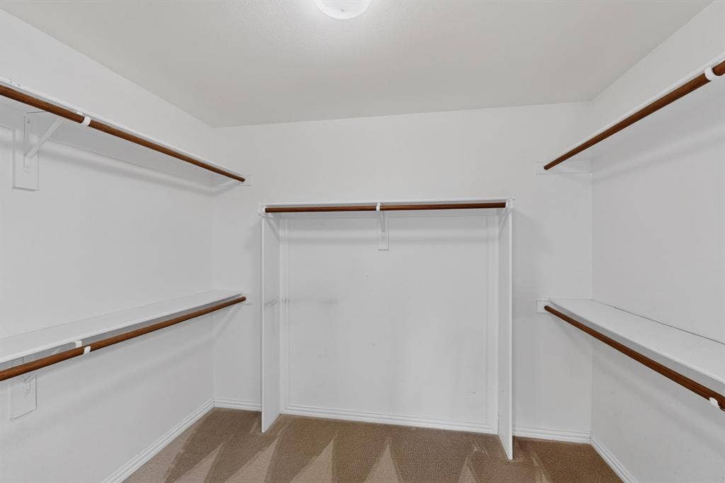 9900 Hanford Drive, Denton, TX 76207