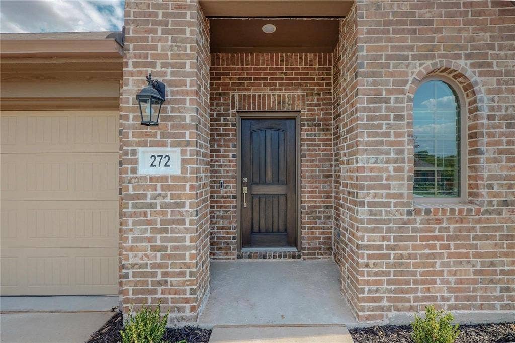 272 Tallgrass Drive, Lavon, TX 75166 272 Tallgrass Drive, Lavon, TX 75166