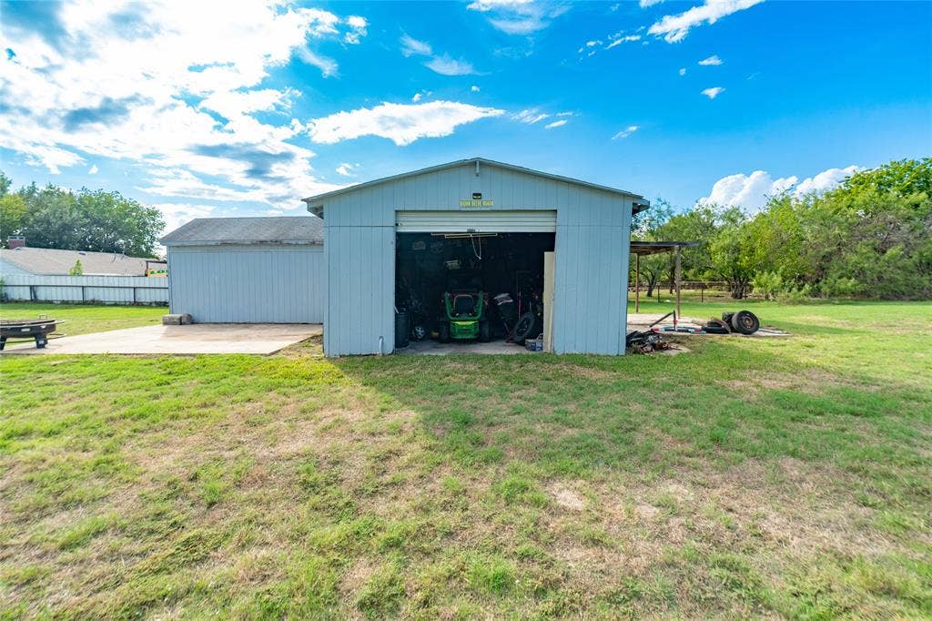 2490 County Road 2168, Caddo Mills, TX 75135 2490 County Road 2168, Caddo Mills, TX 75135