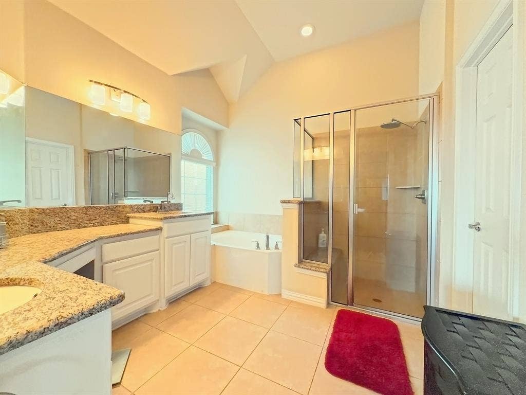 717 Keswick Drive, DeSoto, TX 75115