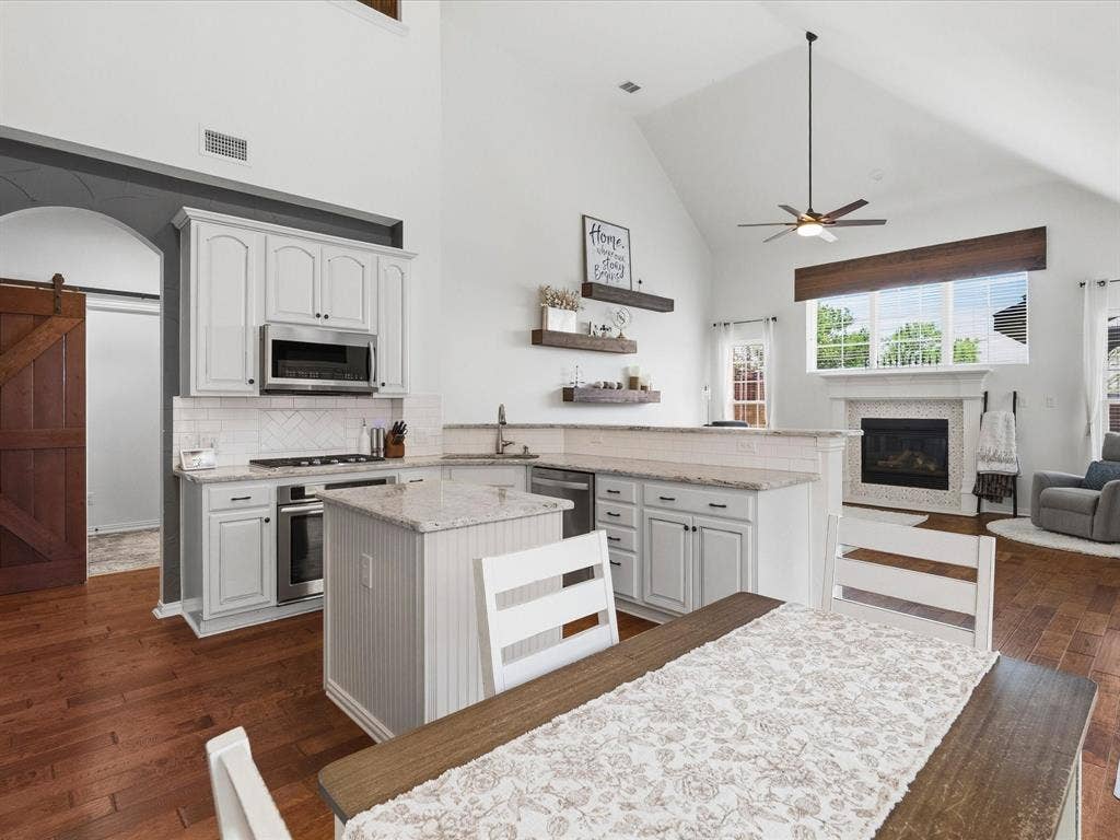 2849 Greenway Drive, Frisco, TX 75034