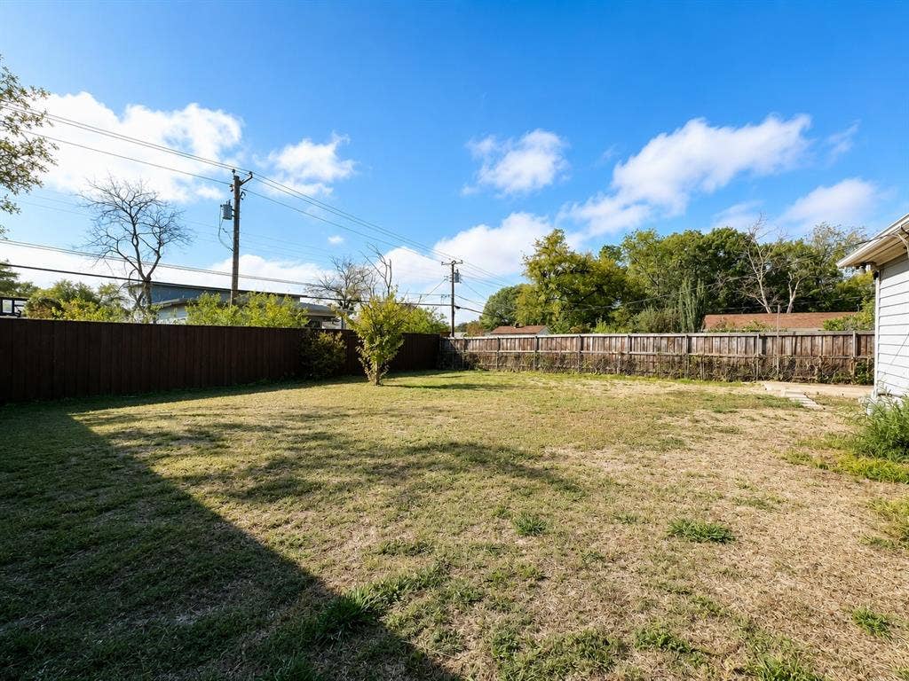 3860 Durango Drive, Dallas, TX 75220