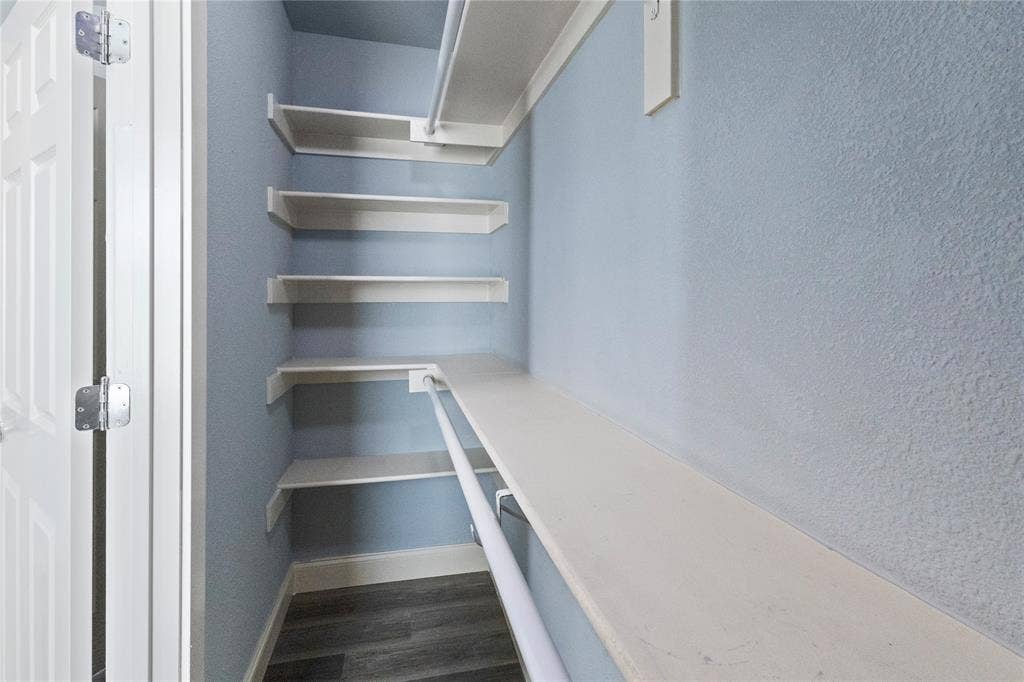 5795 Spillane Street, Nevada, TX 75173 Bedroom closet off of Parlor room