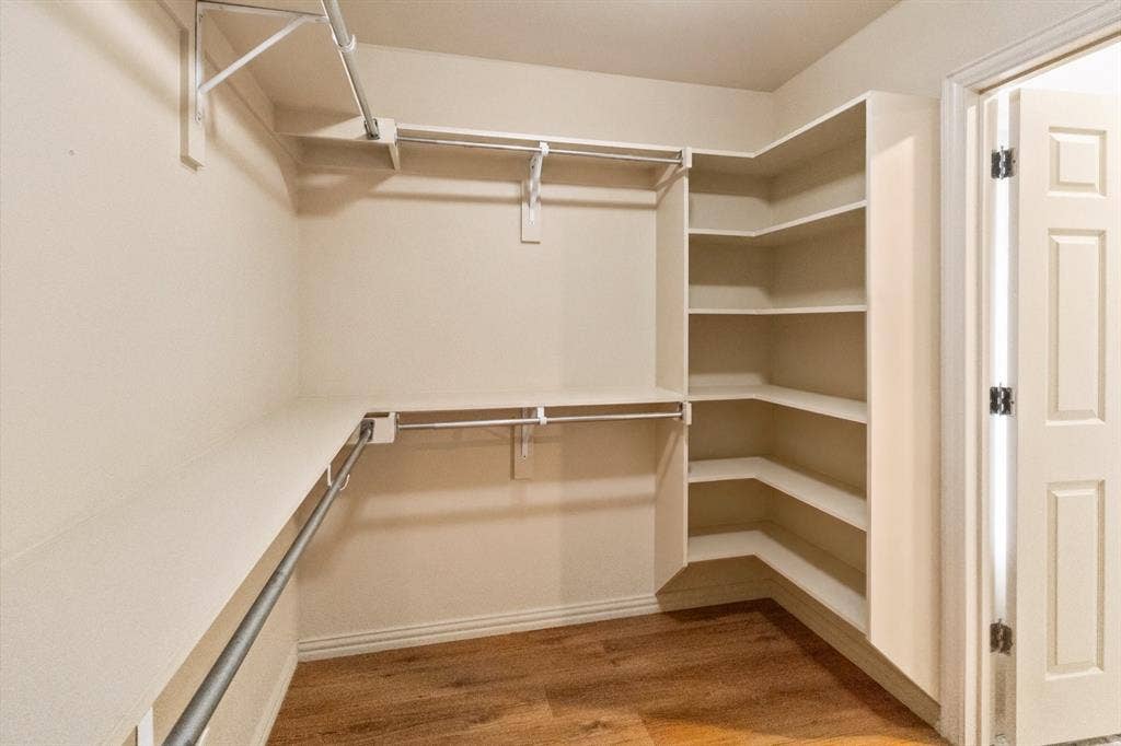 5795 Spillane Street, Nevada, TX 75173 Second primary closet