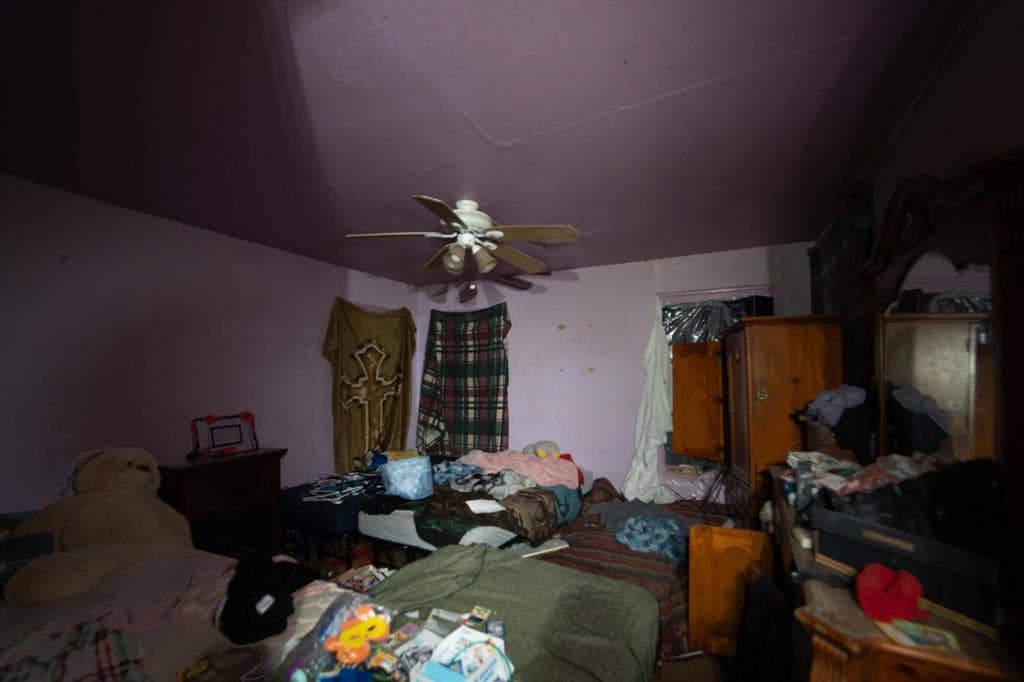 304 Lawrence Street, Talco, TX 75487