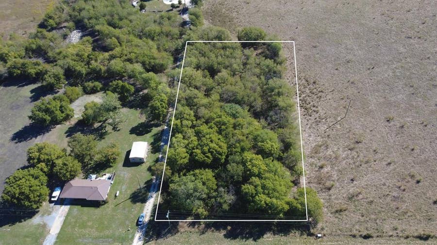 Property photo for 147 Private Road 4330, Greenville, TX