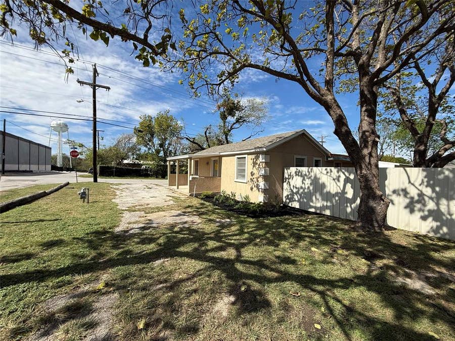 Property photo for 5524 Scoggins, Sansom Park, TX