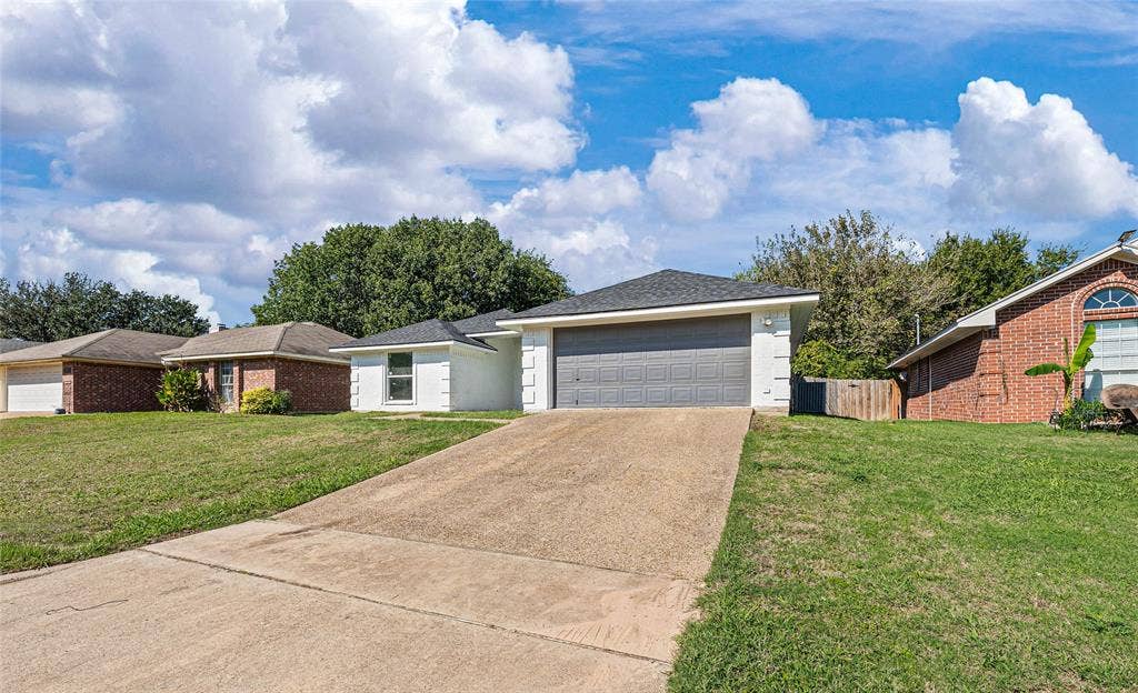 1923 Ramada Drive, Waco, TX 76712 1923 Ramada Drive, Waco, TX 76712