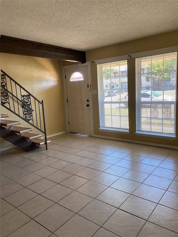 6340 Walraven Circle, Fort Worth, TX 76133