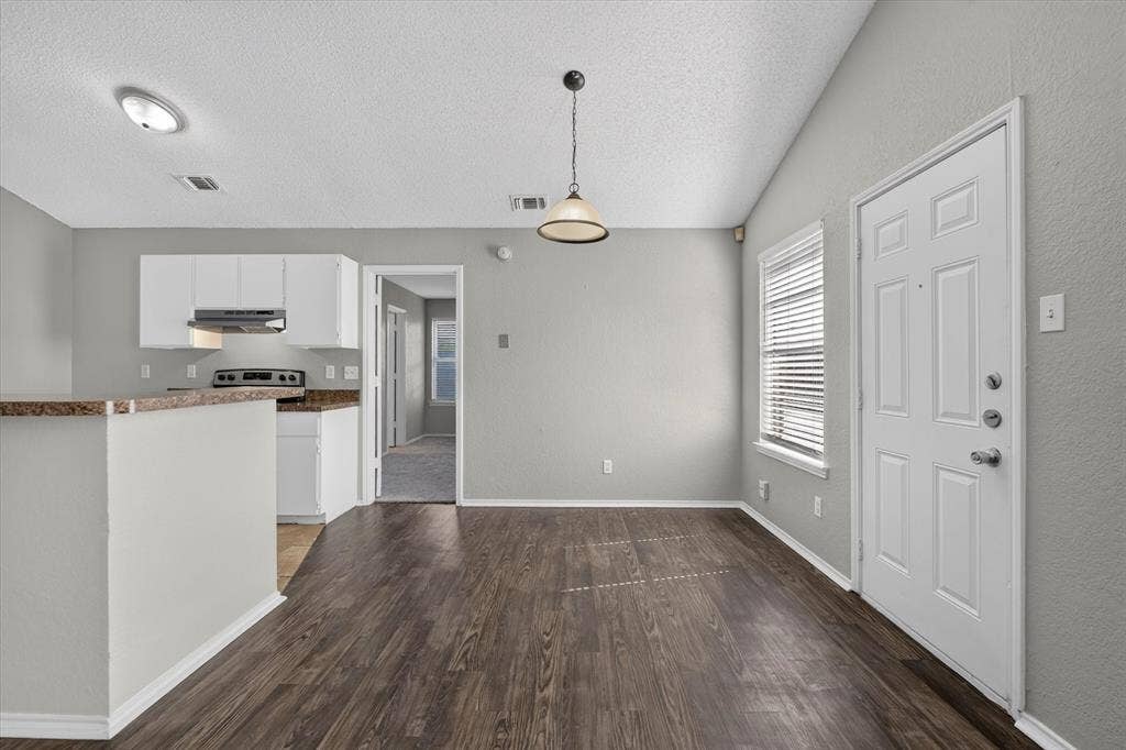 7505 Tiffany Meadows Lane, Fort Worth, TX 76140