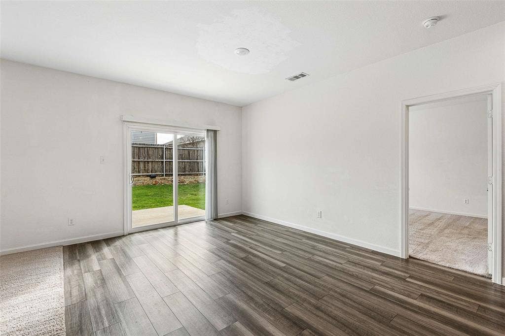 8360 Stovepipe Drive, Fort Worth, TX 76179