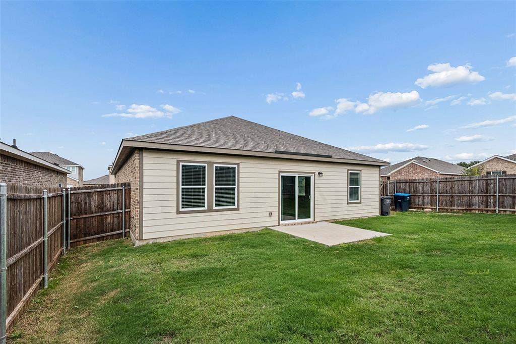 8360 Stovepipe Drive, Fort Worth, TX 76179