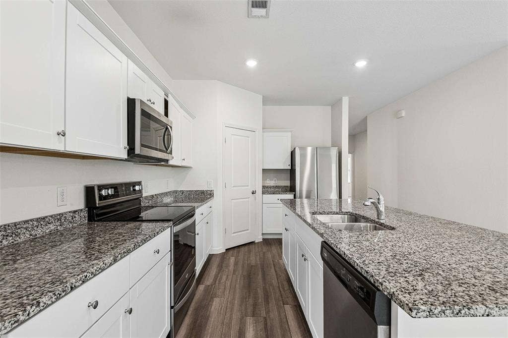 8360 Stovepipe Drive, Fort Worth, TX 76179