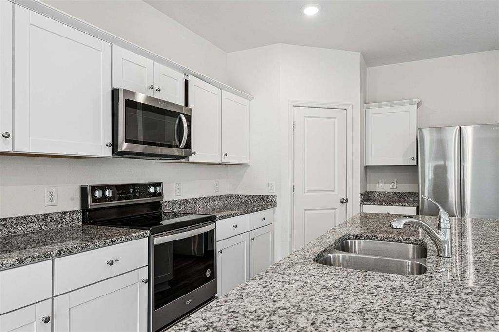 8360 Stovepipe Drive, Fort Worth, TX 76179