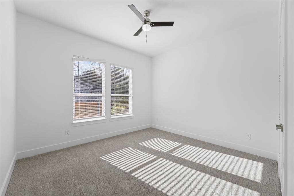 1320 Compton Street, Dallas, TX 75203