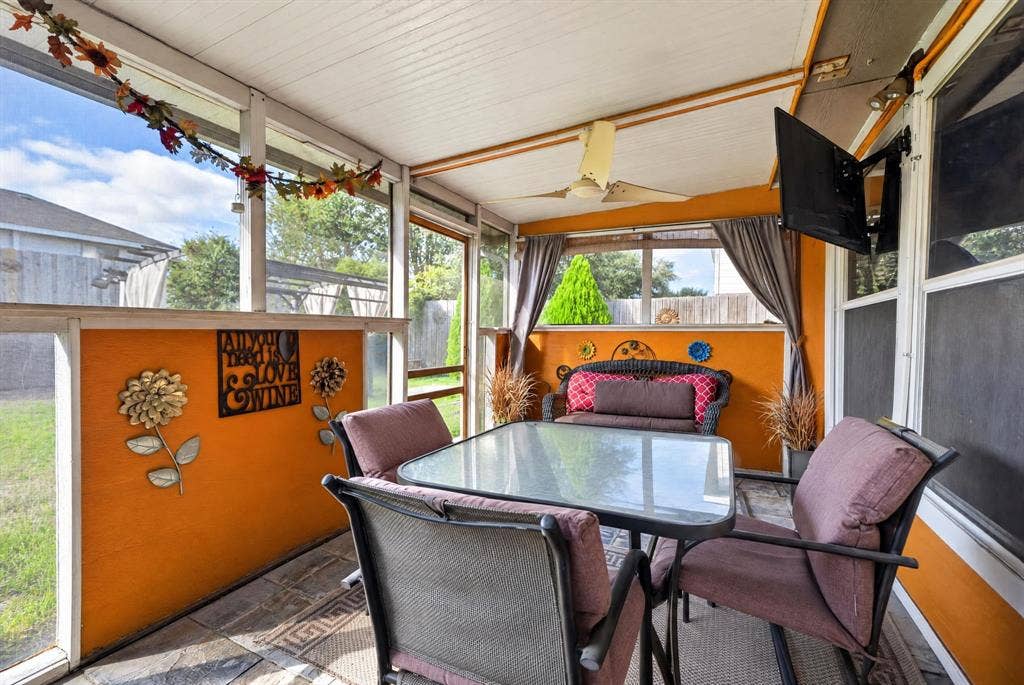 2832 Trailhouse Drive, Dallas, TX 75237