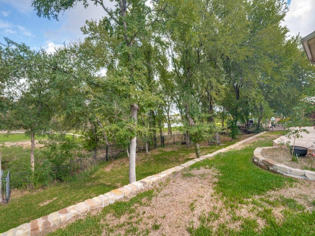 6409 Crestmoor Lane, Sachse, TX 75048 6409 Crestmoor Lane, Sachse, TX 75048
