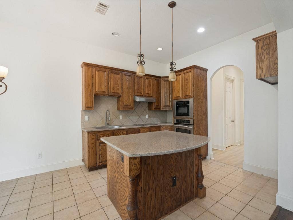 6409 Crestmoor Lane, Sachse, TX 75048 6409 Crestmoor Lane, Sachse, TX 75048