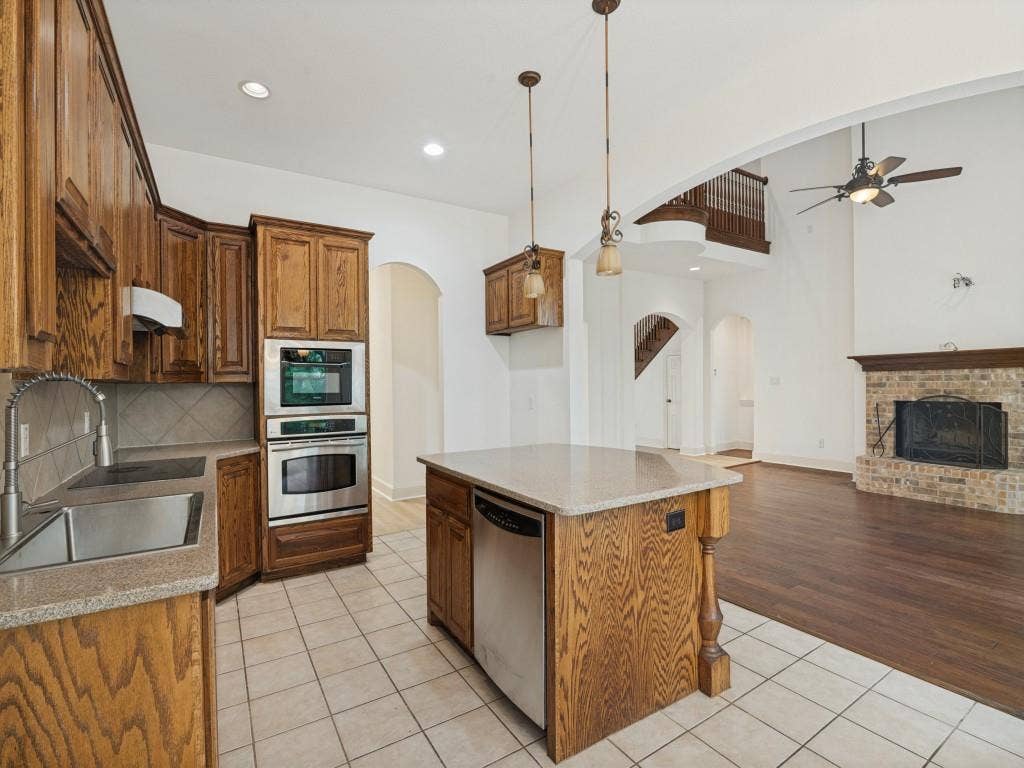 6409 Crestmoor Lane, Sachse, TX 75048 6409 Crestmoor Lane, Sachse, TX 75048