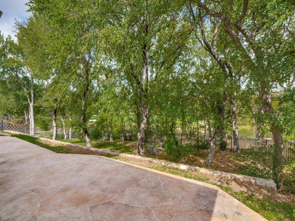 6409 Crestmoor Lane, Sachse, TX 75048 6409 Crestmoor Lane, Sachse, TX 75048