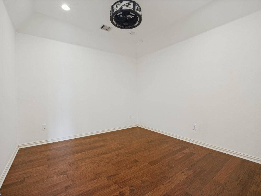 6409 Crestmoor Lane, Sachse, TX 75048 6409 Crestmoor Lane, Sachse, TX 75048
