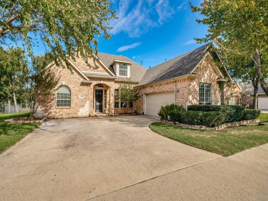 Property photo for 6409 Crestmoor Lane, Sachse, TX