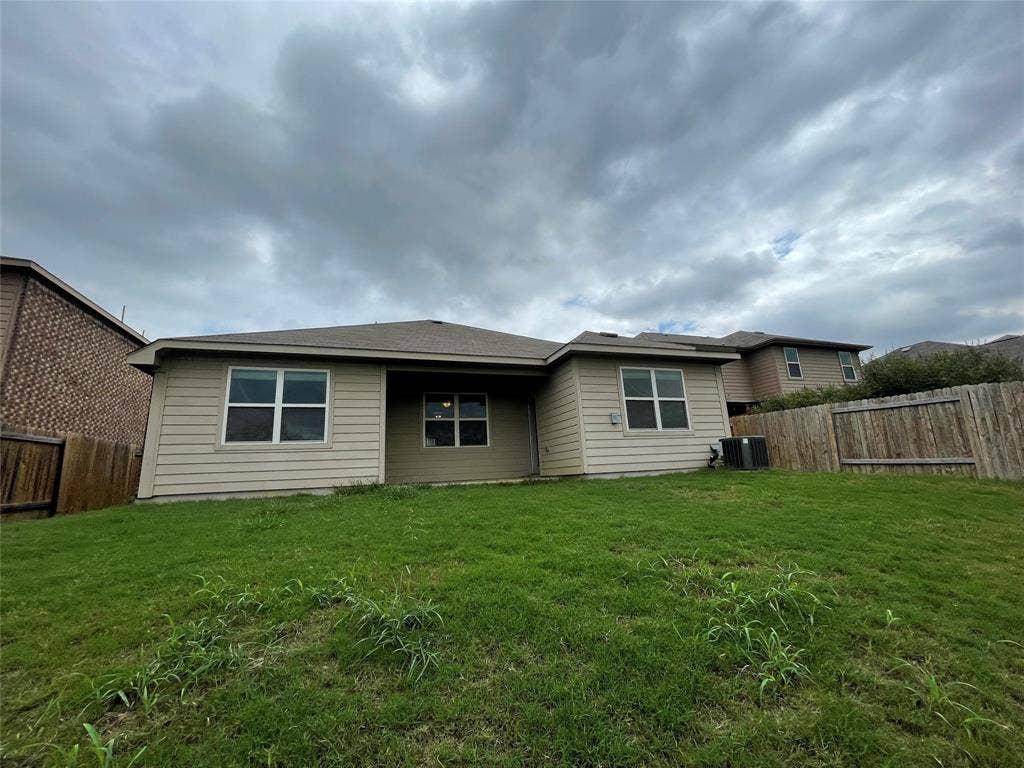 4609 Conley Lane, Denton, TX 76207 4609 Conley Lane, Denton, TX 76207