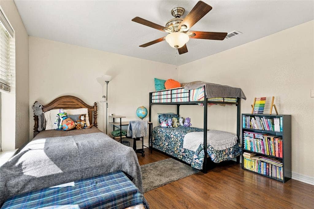 910 W Highway 67, Alvarado, TX 76009
