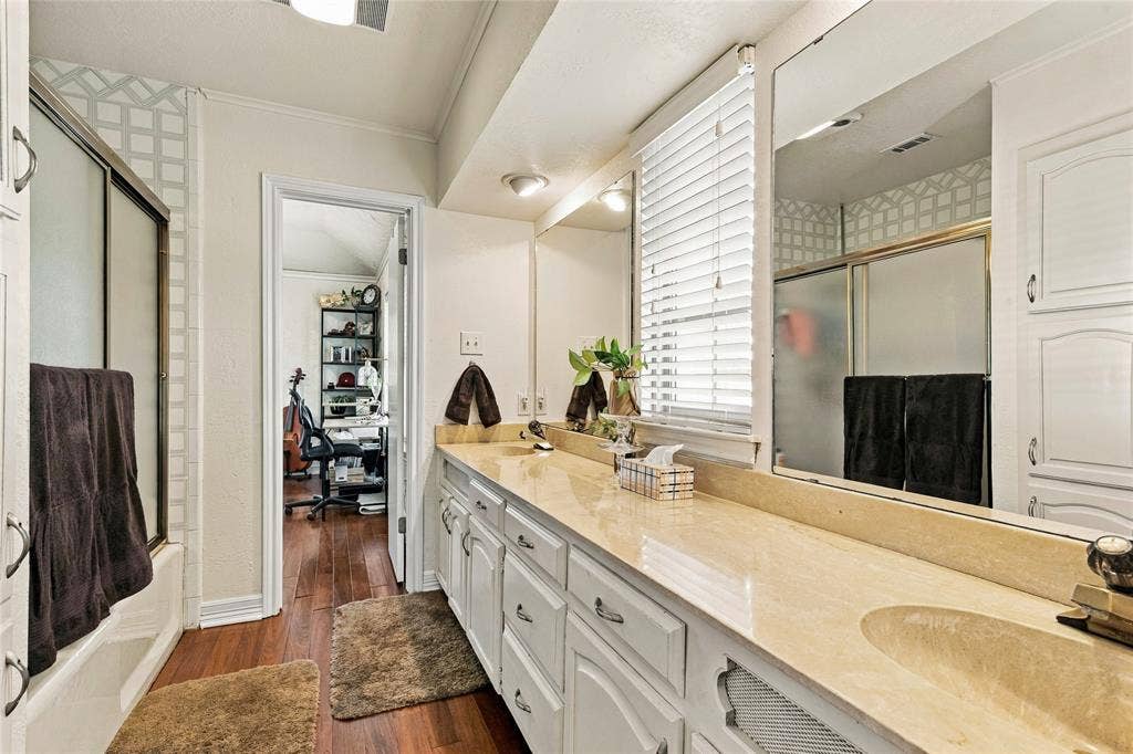 910 W Highway 67, Alvarado, TX 76009