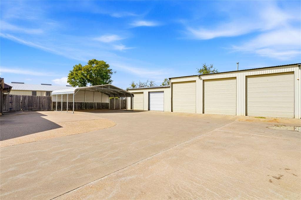 910 W Highway 67, Alvarado, TX 76009