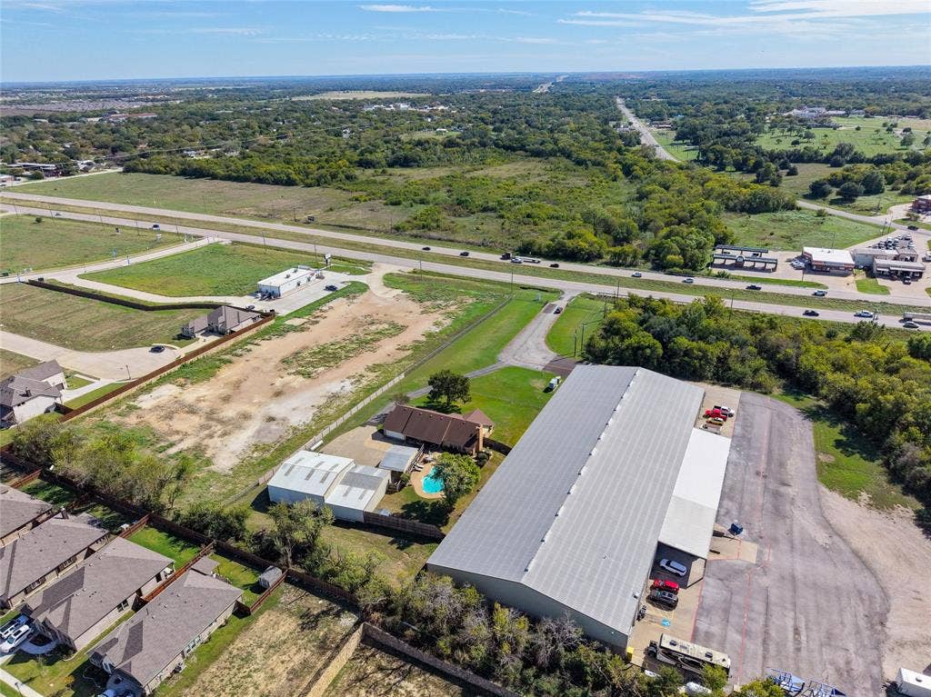 910 W Highway 67, Alvarado, TX 76009