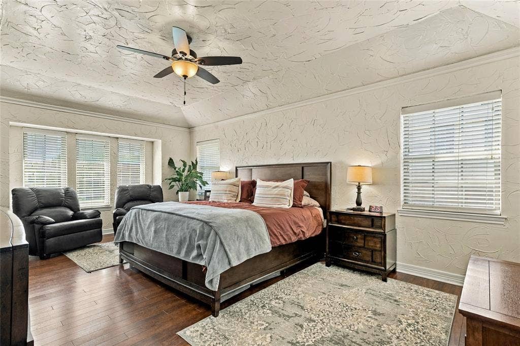 910 W Highway 67, Alvarado, TX 76009