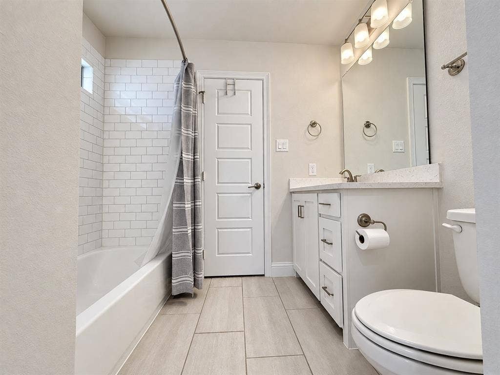 943 Marie Drive, Allen, TX 75013 943 Marie Drive, Allen, TX 75013