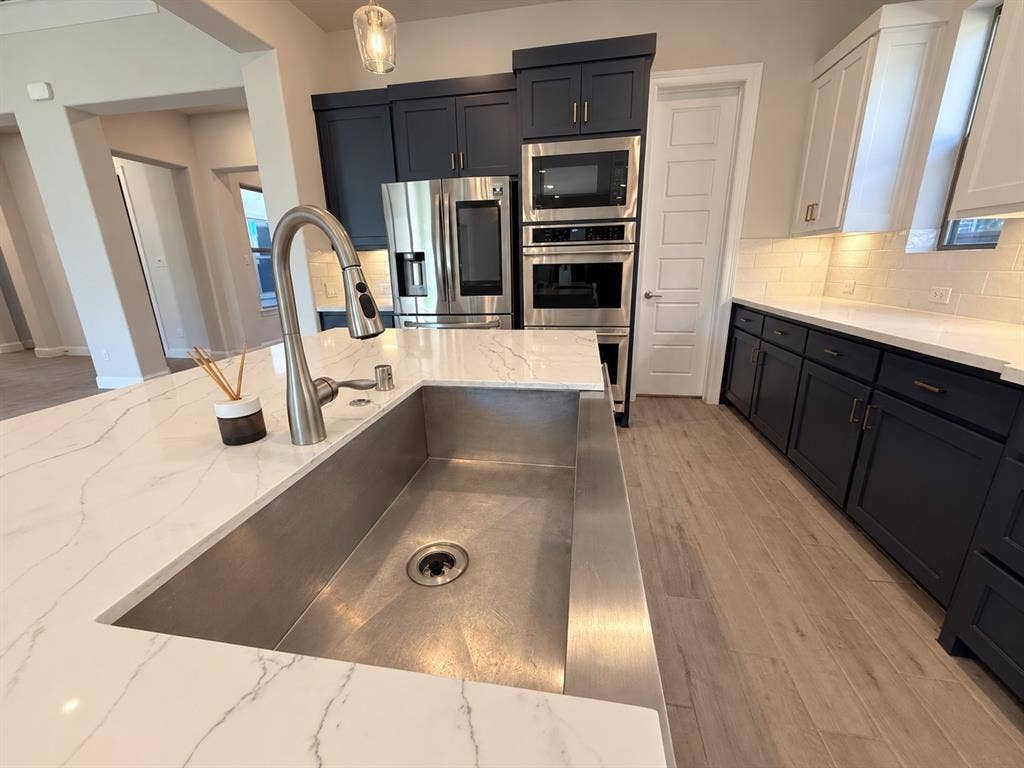 943 Marie Drive, Allen, TX 75013 943 Marie Drive, Allen, TX 75013