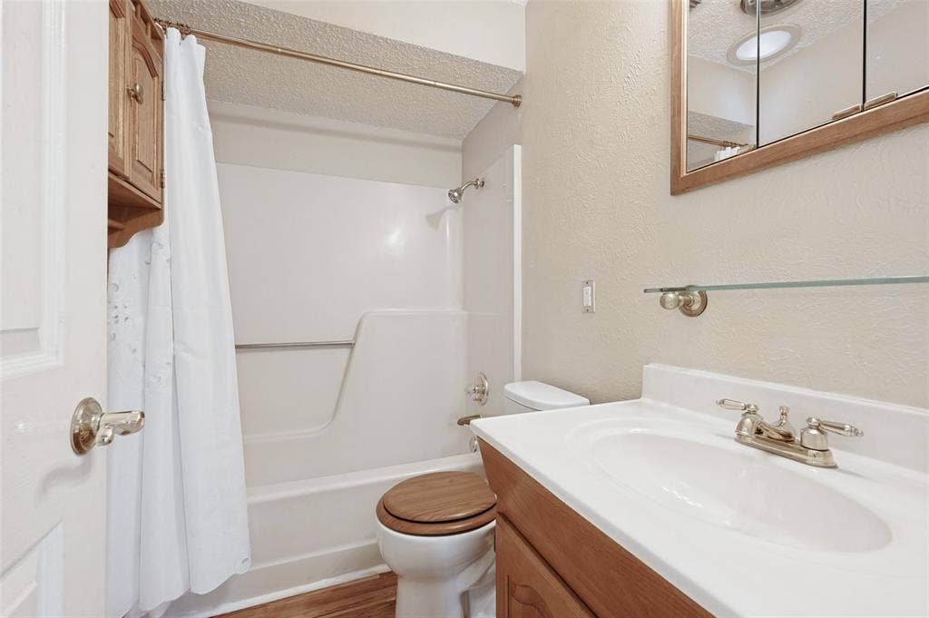 1515 Blackwell Drive, Irving, TX 75061