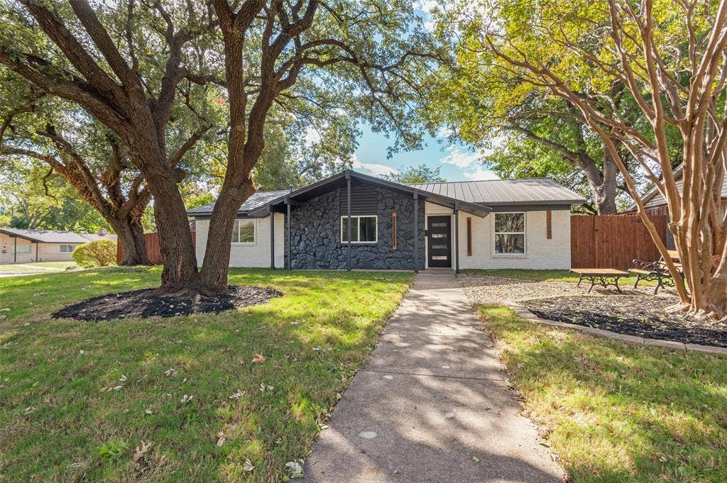 735 Loganwood Avenue, Richardson, TX 75080