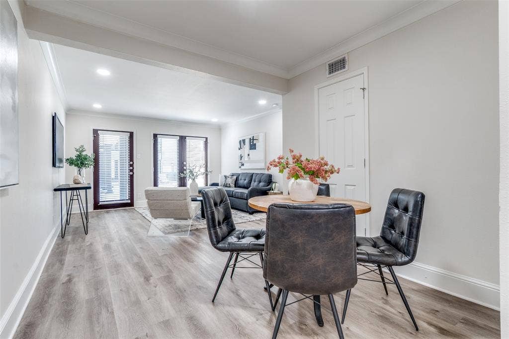10211 Regal Oaks Drive, #120, Dallas, TX 75230