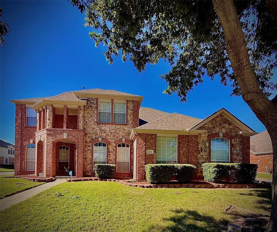 Property photo for 2901 Saint Jude Drive, Mansfield, TX