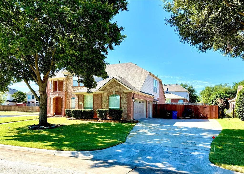 2901 Saint Jude Drive, Mansfield, TX 76063 2901 Saint Jude Drive, Mansfield, TX 76063