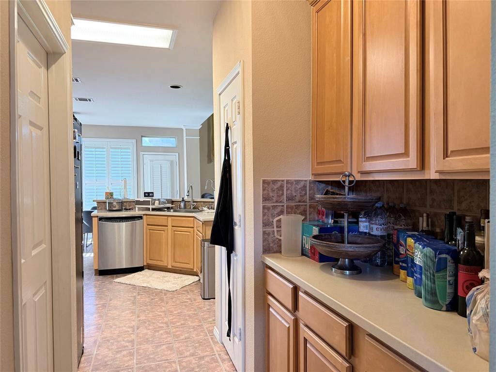 2901 Saint Jude Drive, Mansfield, TX 76063 2901 Saint Jude Drive, Mansfield, TX 76063