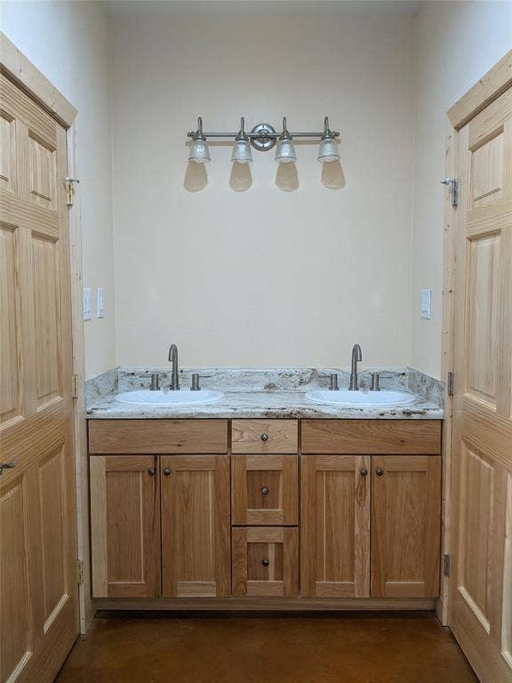 2704 County Road 1103, Sulphur Springs, TX 75482
