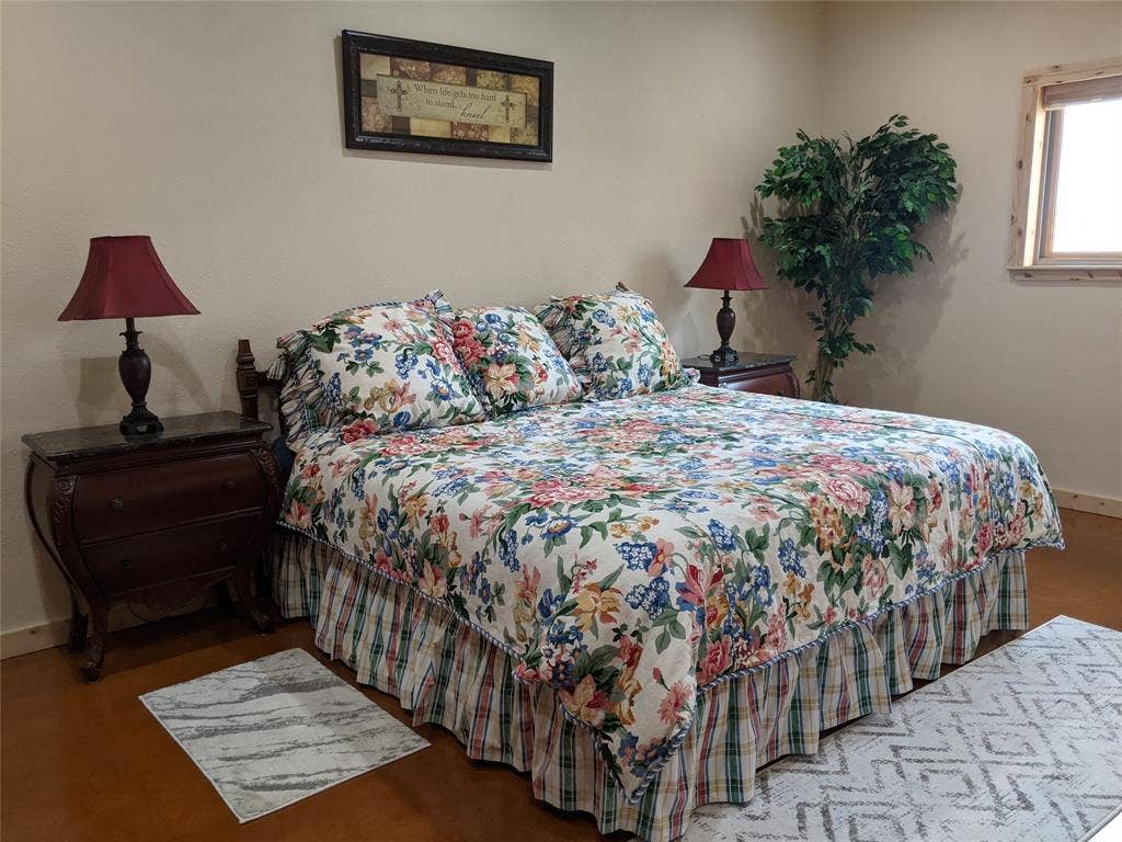 2704 County Road 1103, Sulphur Springs, TX 75482
