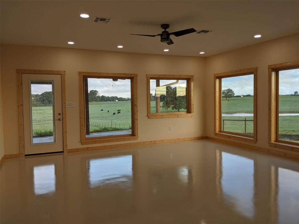 2704 County Road 1103, Sulphur Springs, TX 75482