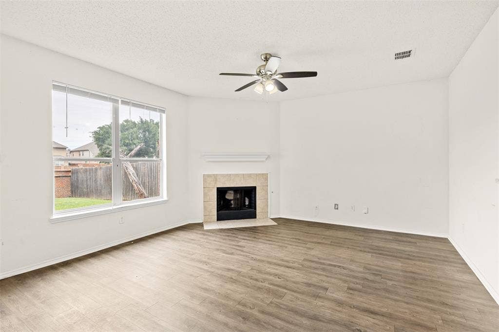 312 Elk Run Drive, Fort Worth, TX 76140 312 Elk Run Drive, Fort Worth, TX 76140