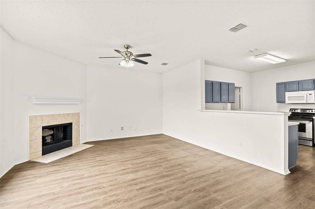 312 Elk Run Drive, Fort Worth, TX 76140 312 Elk Run Drive, Fort Worth, TX 76140