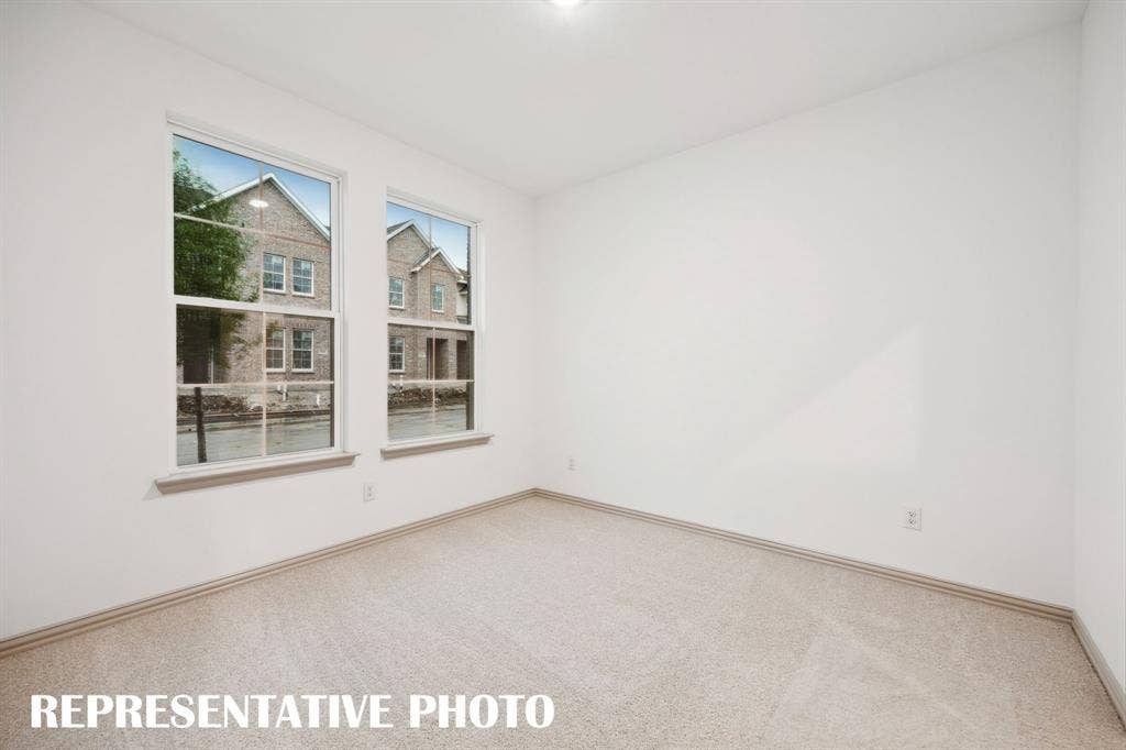 5312 Springlake Parkway, Haltom City, TX 76117 Your guests will enjoy their own space in this private, main floor secondary bedroom. REPRESENTATIVE PHOTO