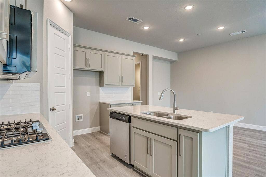 4713 Corriente Vista Lane, McKinney, TX 75070