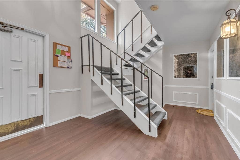 10556 High Hollows Drive, Dallas, TX 75230 10556 High Hollows Drive, Dallas, TX 75230